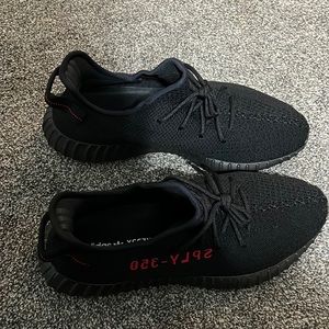 UA REP YEEZY 350 BRED
